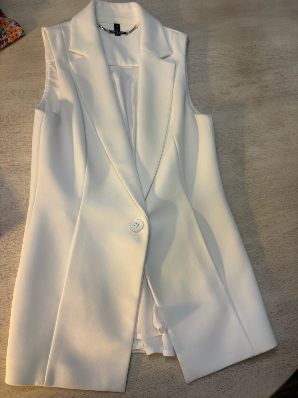 White House Black Market Cream Sleeveless Blazer Vest
